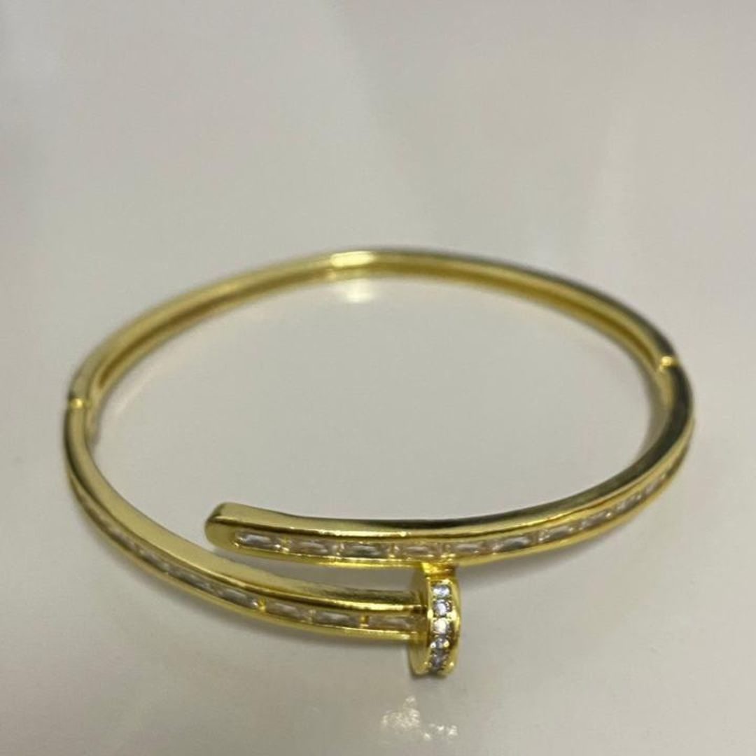 bracelete de micro zircônia naveti o. amarelo bracelete de micro zircônia naveti o. amarelo